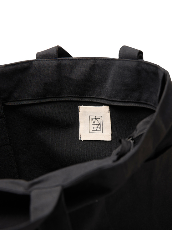 VINGA Hilo AWARE™ Tasche mit Reißverschluss aus rec. Canvas